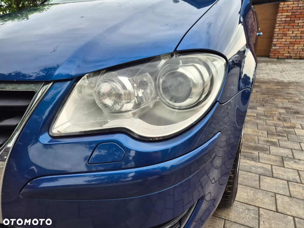 Volkswagen Touran 1.9 TDI DPF United - 21