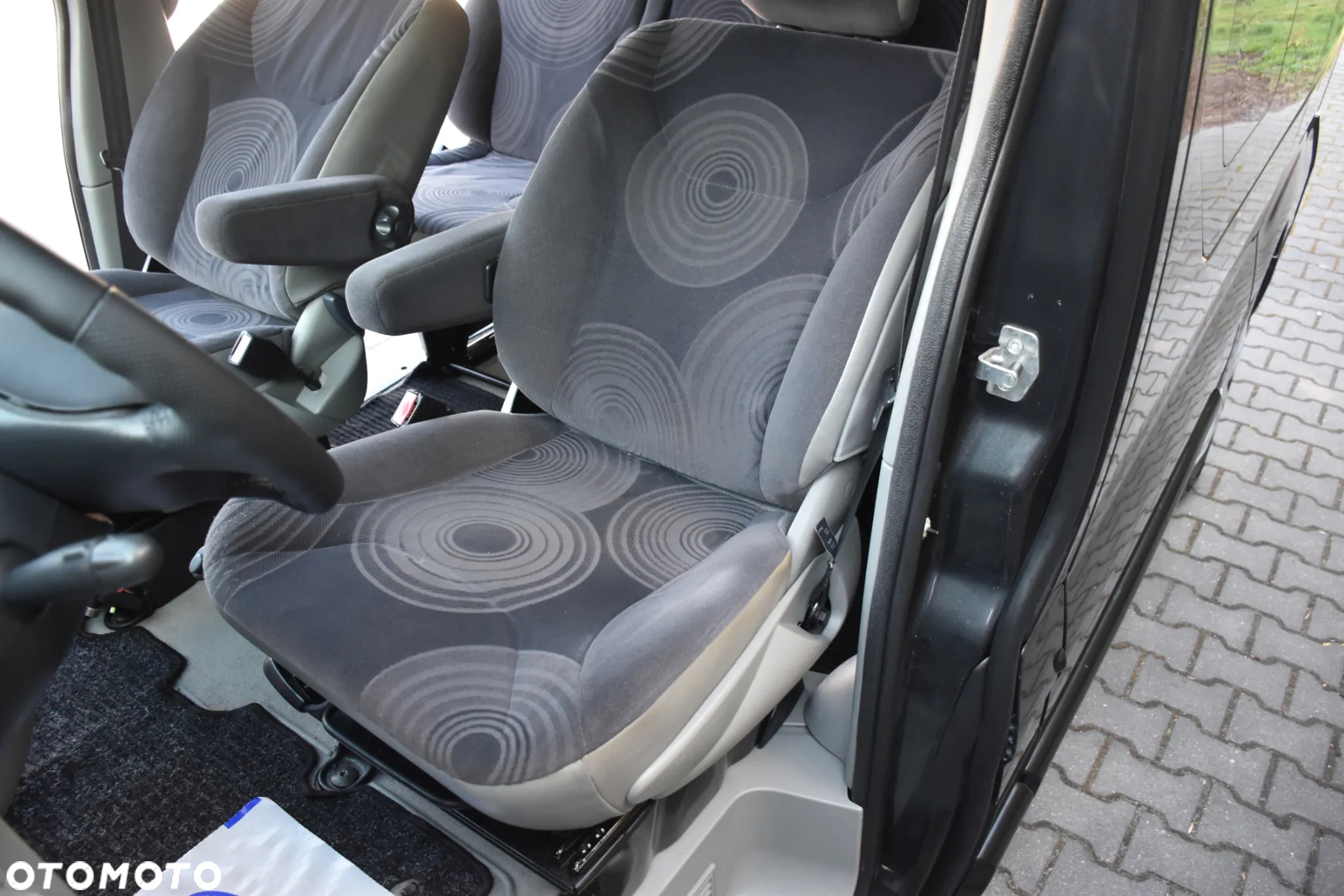 Renault Trafic 2.0 dCi 90 L1H1 - 13