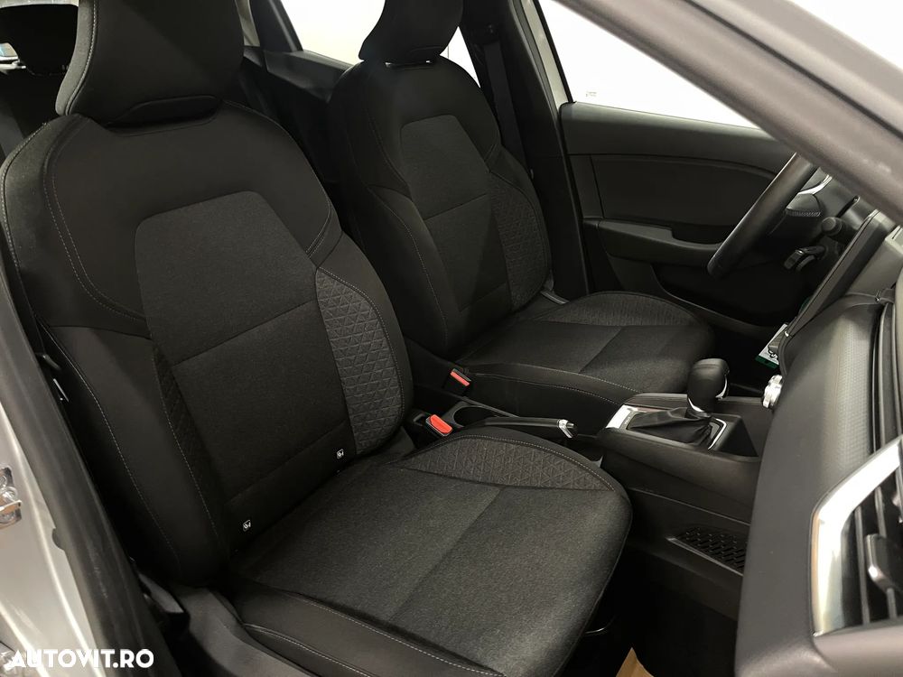 Renault Clio E-TECH 140 BUSINESS EDITION - 11