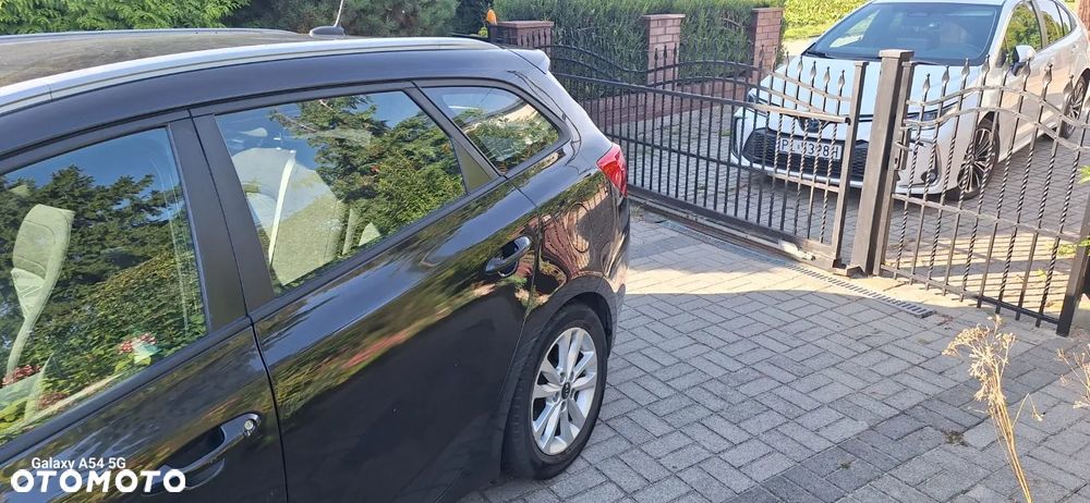 Kia Ceed 1.6 CRDi 136 DCT ISG Platinum Edition - 4