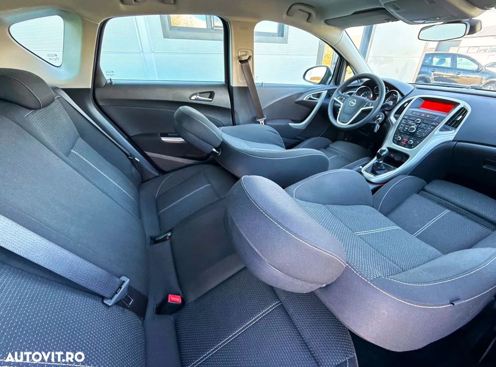 Opel Astra 1.4 Turbo Active - 25