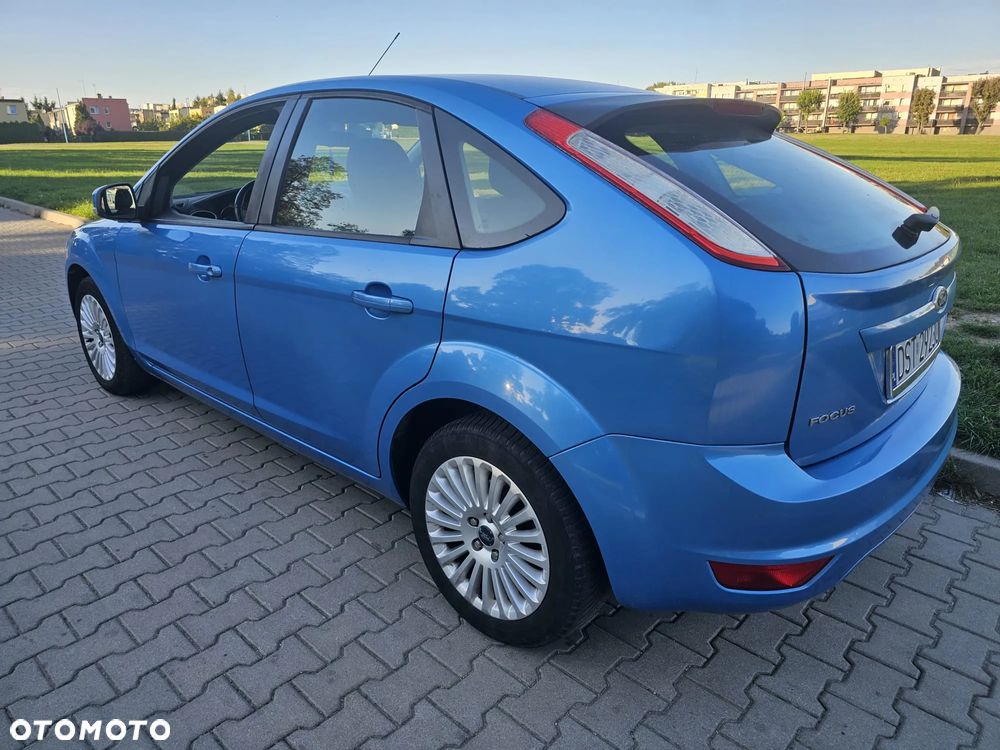 Ford Focus 1.6 16V Connection - 8