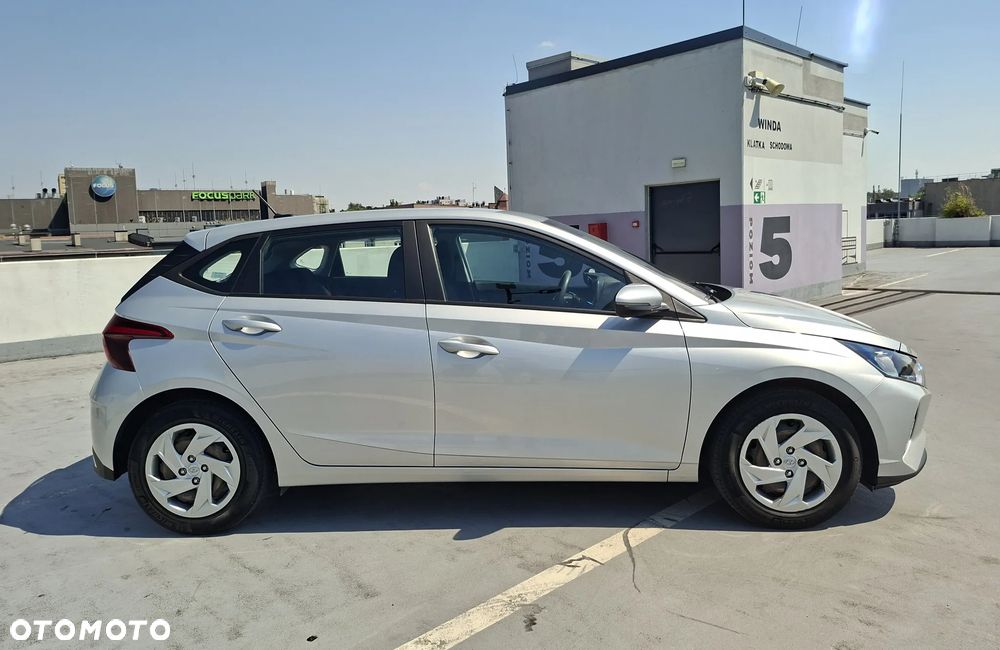 Hyundai i20 1.2 Pure - 10