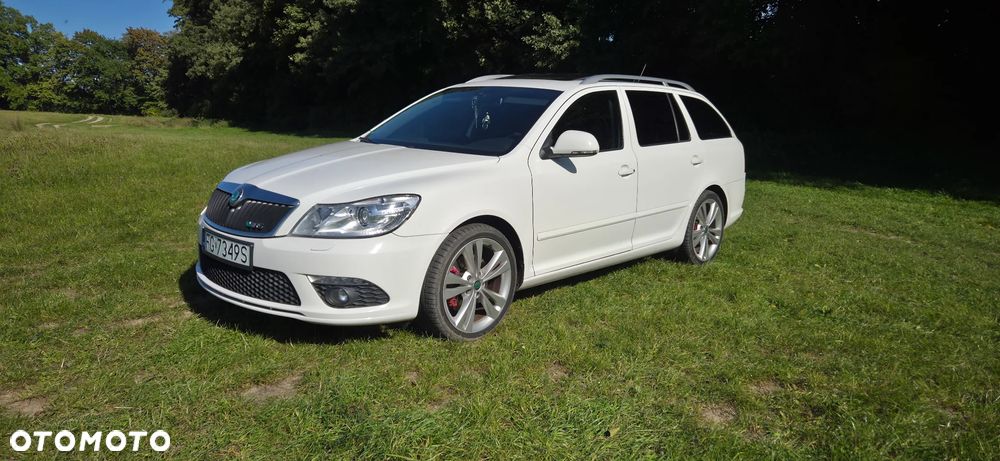 Skoda Octavia 2.0 TDI DPF RS DSG - 5