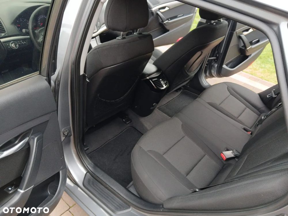 Hyundai i40 1.7 CRDi Comfort + - 26