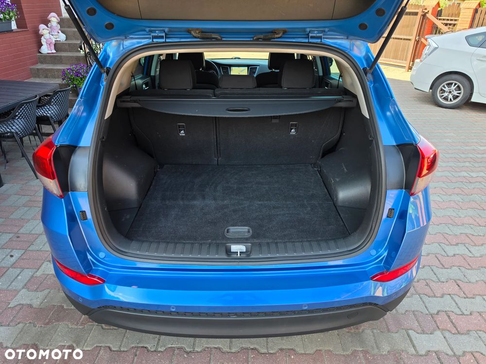Hyundai Tucson blue 1.7 CRDi 2WD DCT Premium - 12