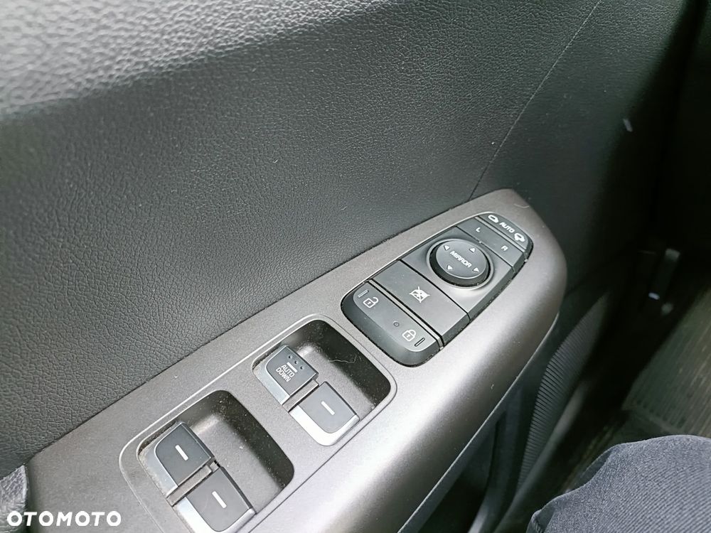 Kia Sportage 1.6 GDI M 2WD - 22
