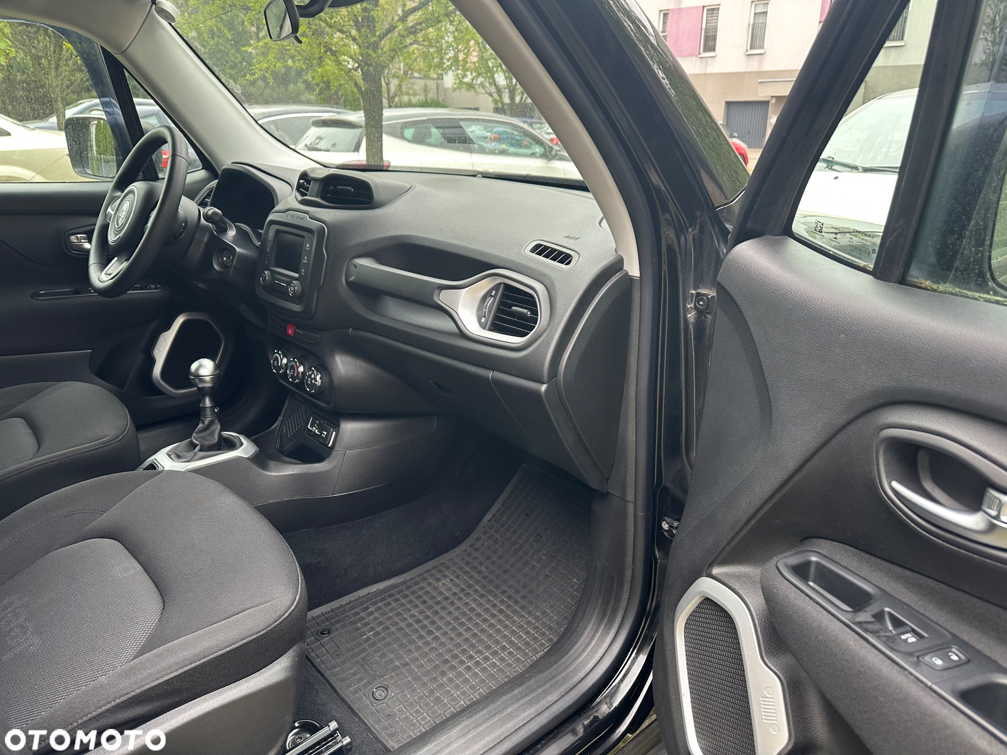 Jeep Renegade 1.6 E-TorQ Longitude FWD - 24