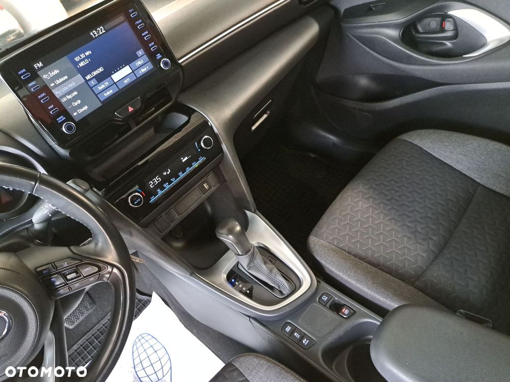 Toyota Yaris Cross Hybrid 1.5 Comfort - 29