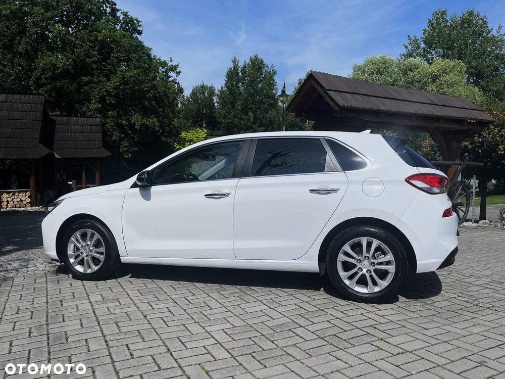 Hyundai i30 1.6 CRDi BlueDrive Premium - 6