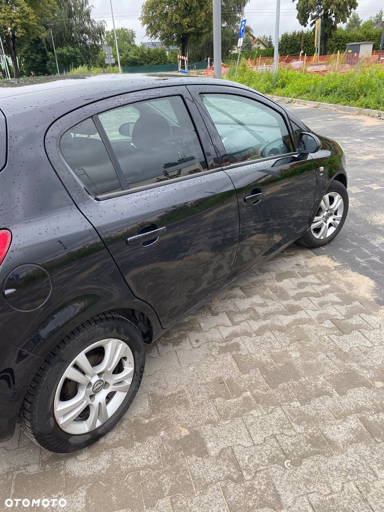 Opel Corsa 1.4 16V Satellite - 6