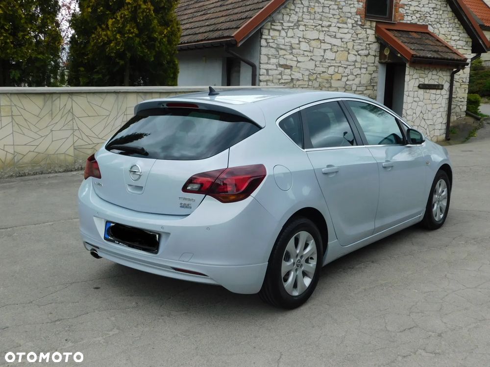 Opel Astra 1.4 Turbo Innovation - 8