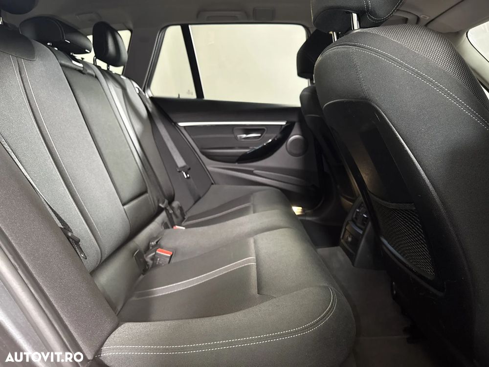 BMW Seria 3 - 13