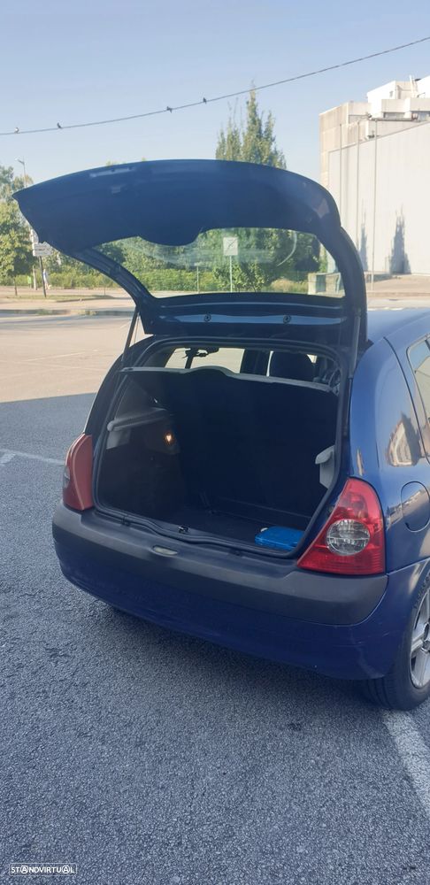 Renault Clio 1.5 dCi Authentique - 8