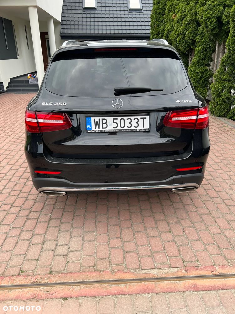 Mercedes-Benz GLC - 2
