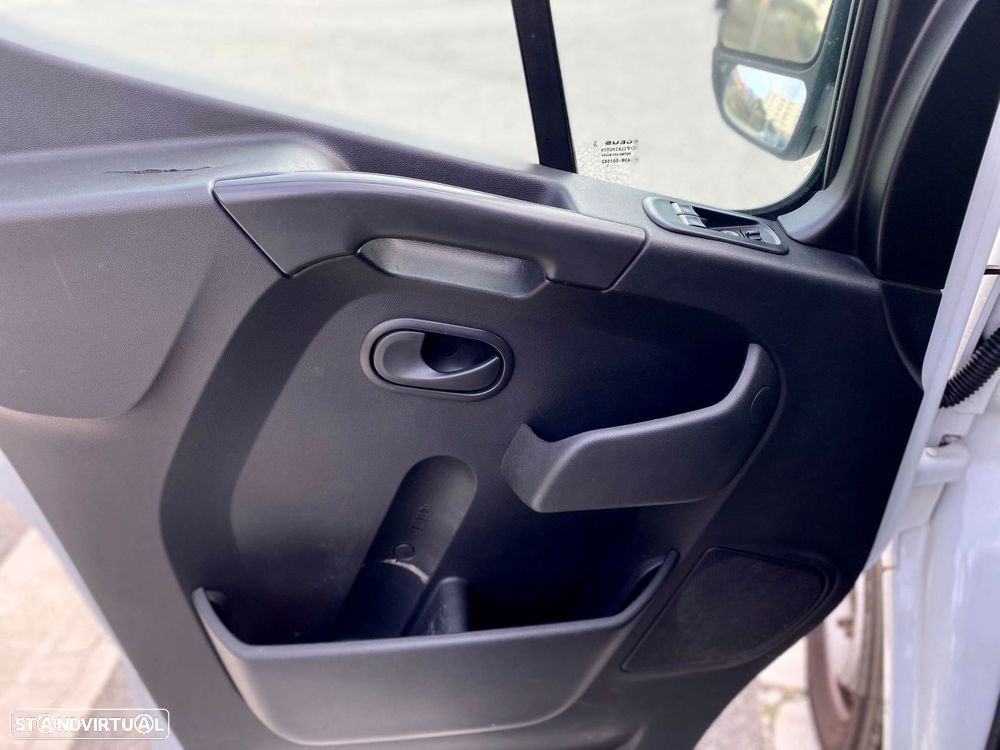 Renault Master 2.3 dCi L4 3.5T CD RD - 11