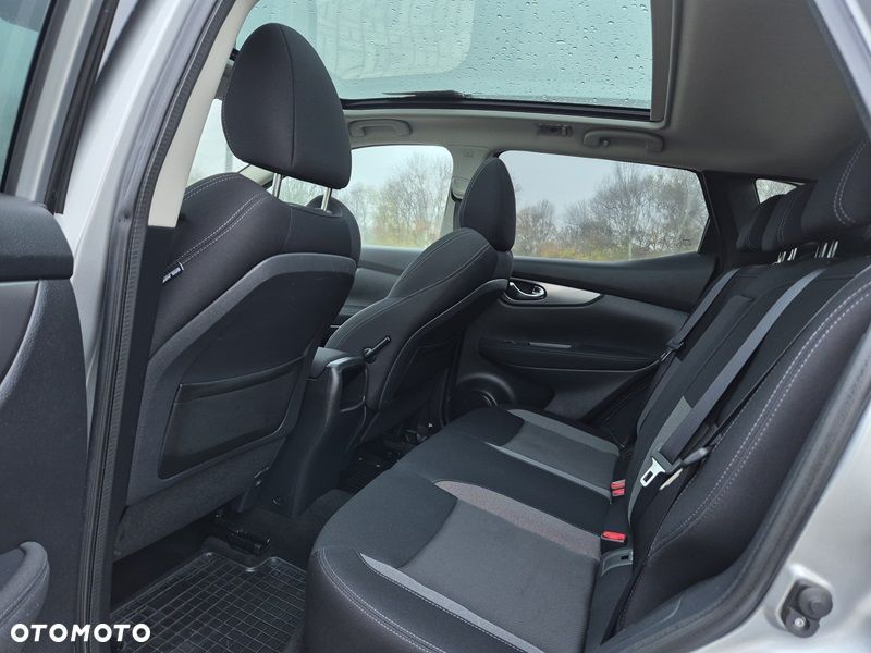 Nissan Qashqai 1.2 DIG-T Tekna - 12