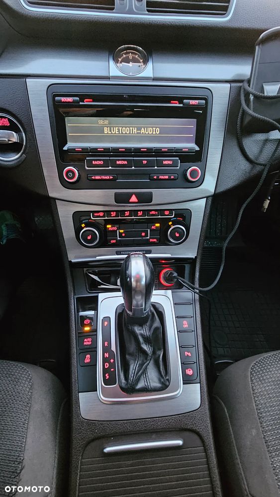 Volkswagen Passat 2.0 TDI DPF Comfortline DSG - 7