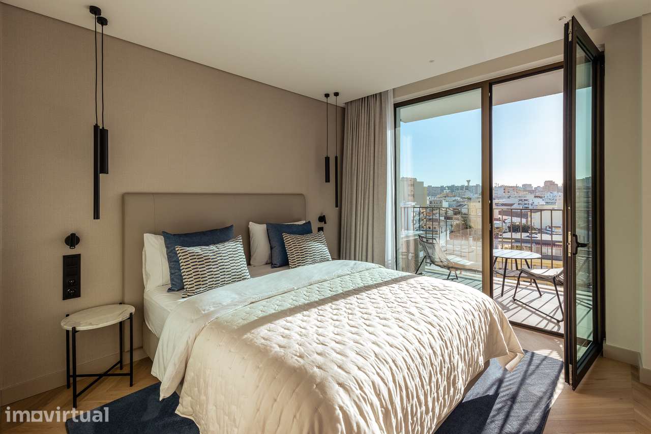 Apartamento T2, totalmente equipado na baixa de Faro zona histórica - Grande imagem: 4/49