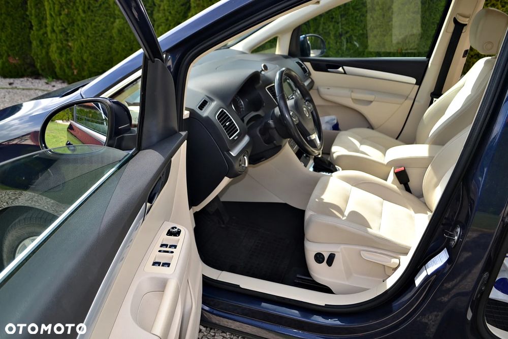 Volkswagen Sharan 2.0 TDI DSG BlueMotion Technology Highline - 19
