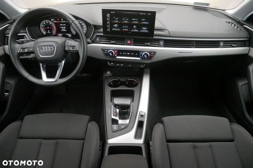 Audi A4 Limousine - 8