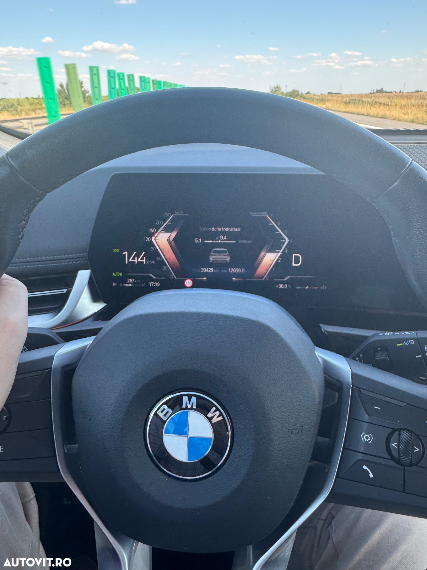 BMW X1 sDrive18i AT - 6