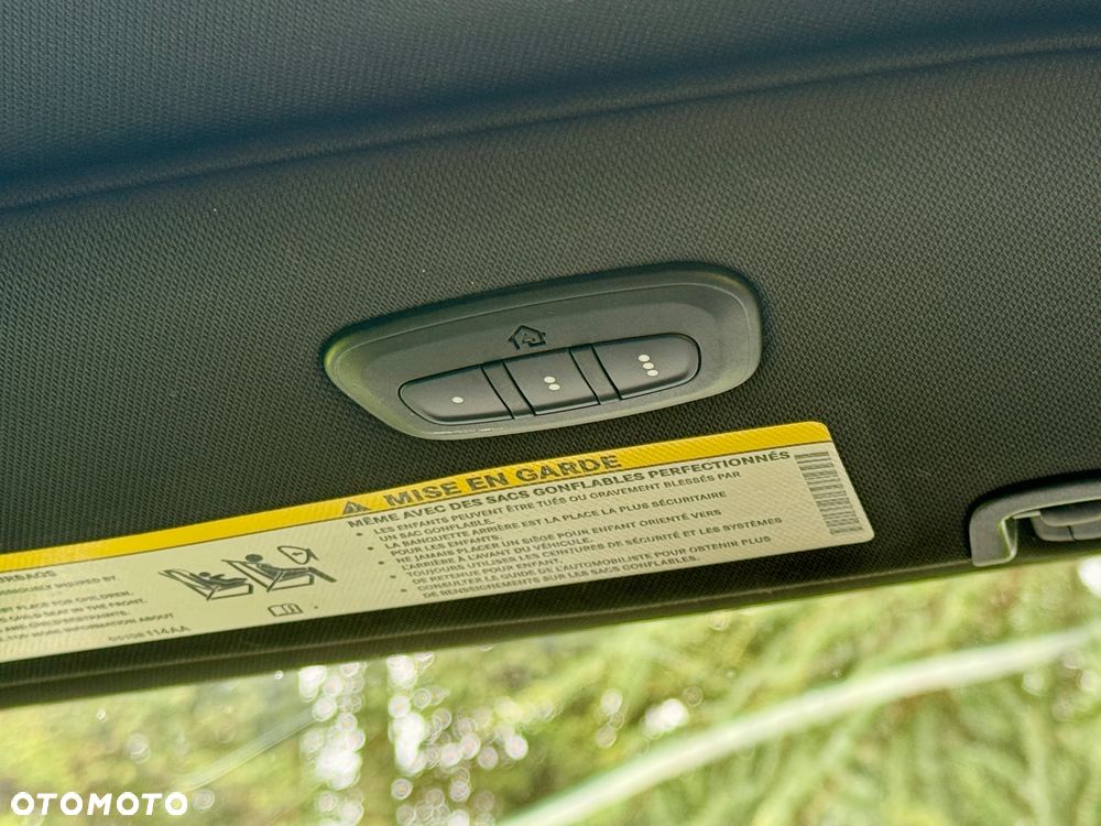Chrysler Pacifica - 31