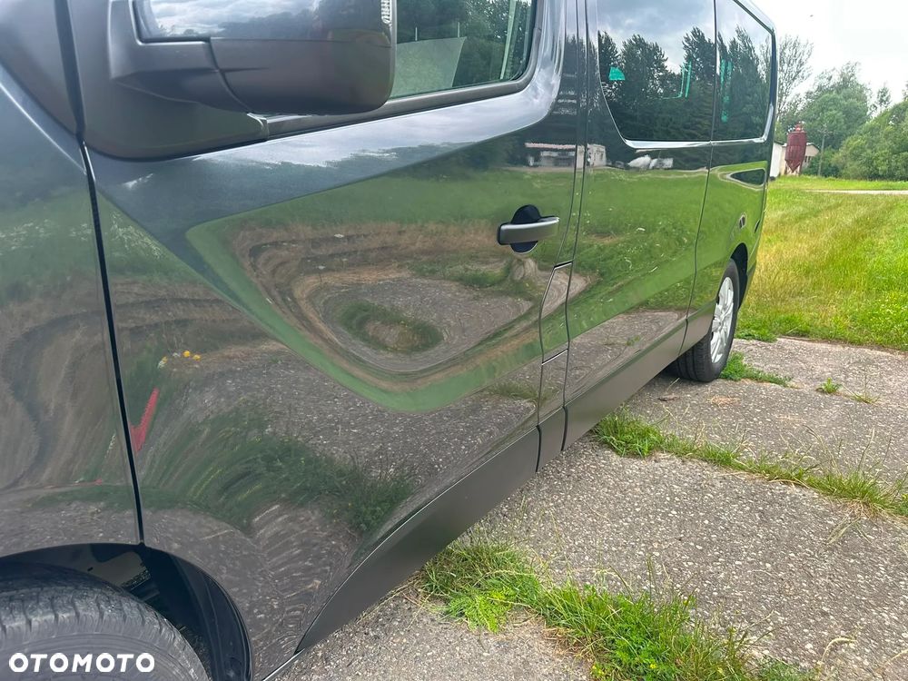 Renault Trafic 2.0 dCi EDC - 22
