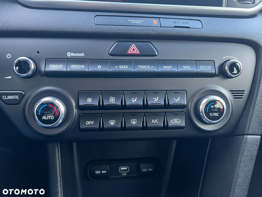 Kia Sportage 1.6 T-GDI AWD Vision - 33