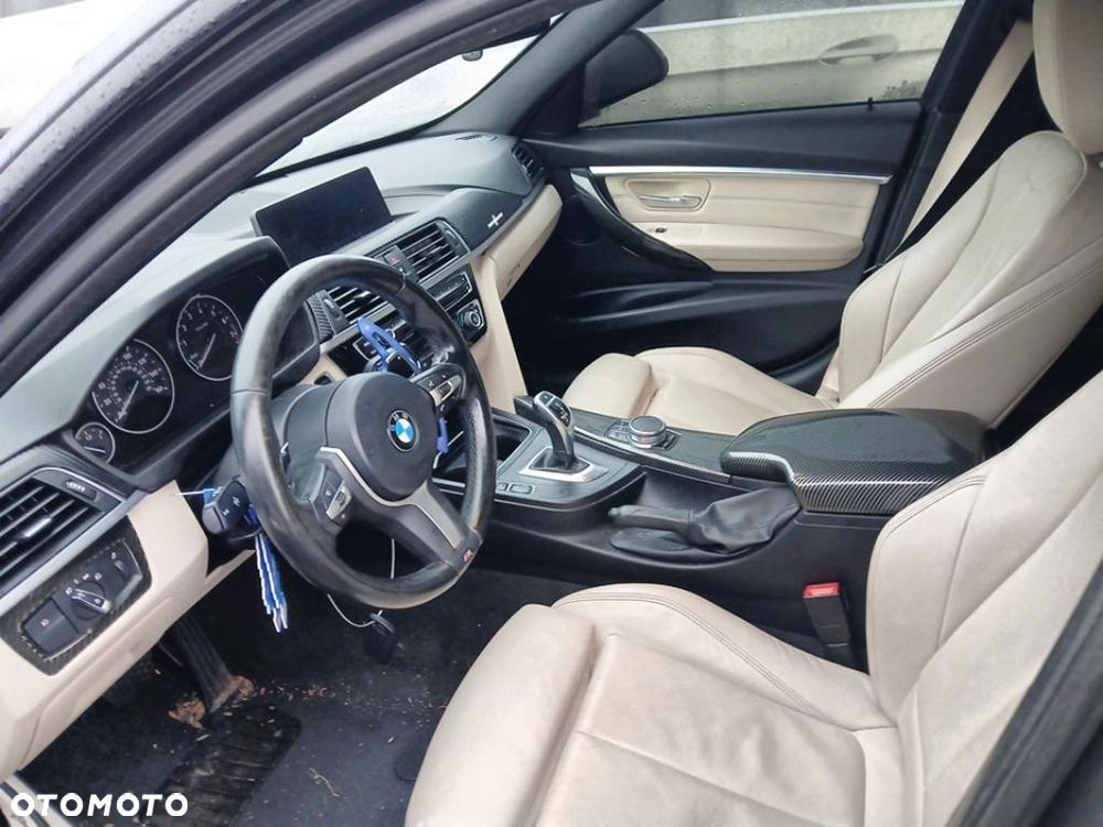 BMW Seria 3 - 16
