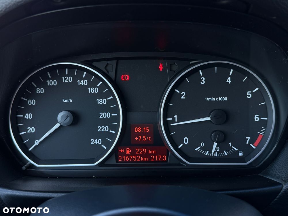 BMW Seria 1 116i - 39