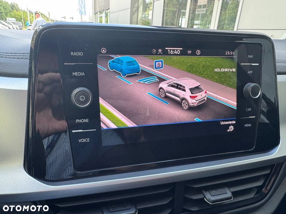 Volkswagen T-Roc 1.5 TSI Life - 25