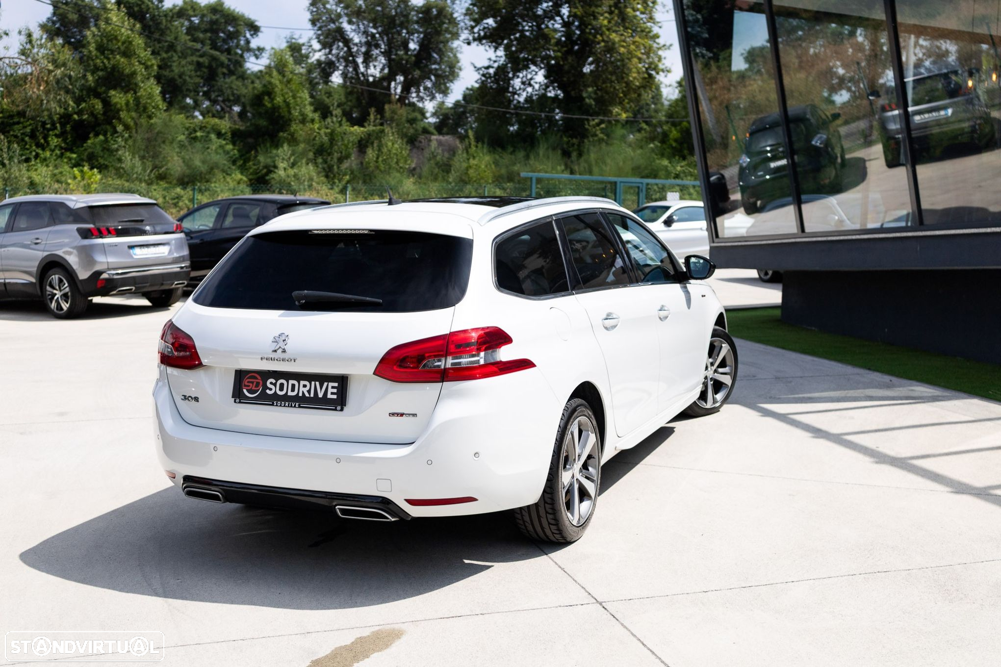 Peugeot 308 SW 1.6 BlueHDi GT Line - 17