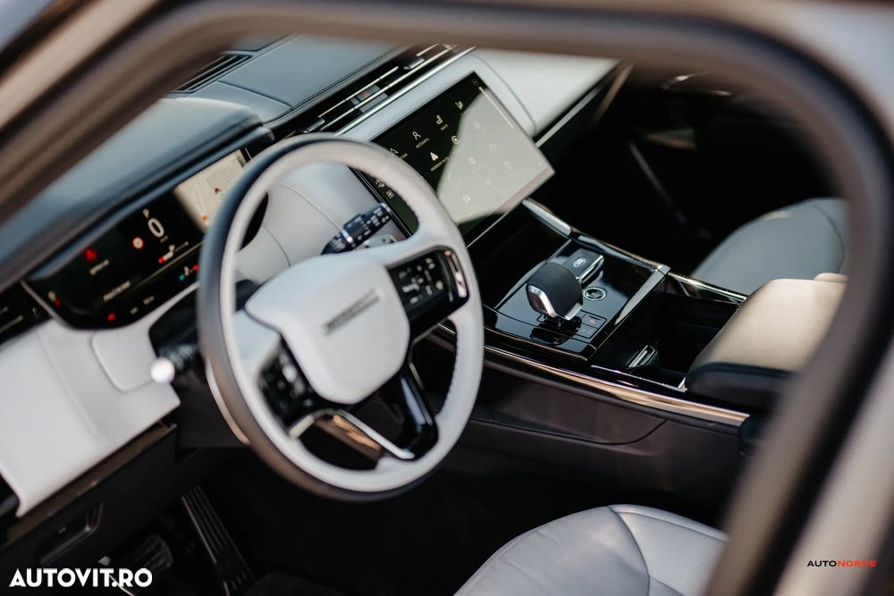 Land Rover Range Rover Sport - 32