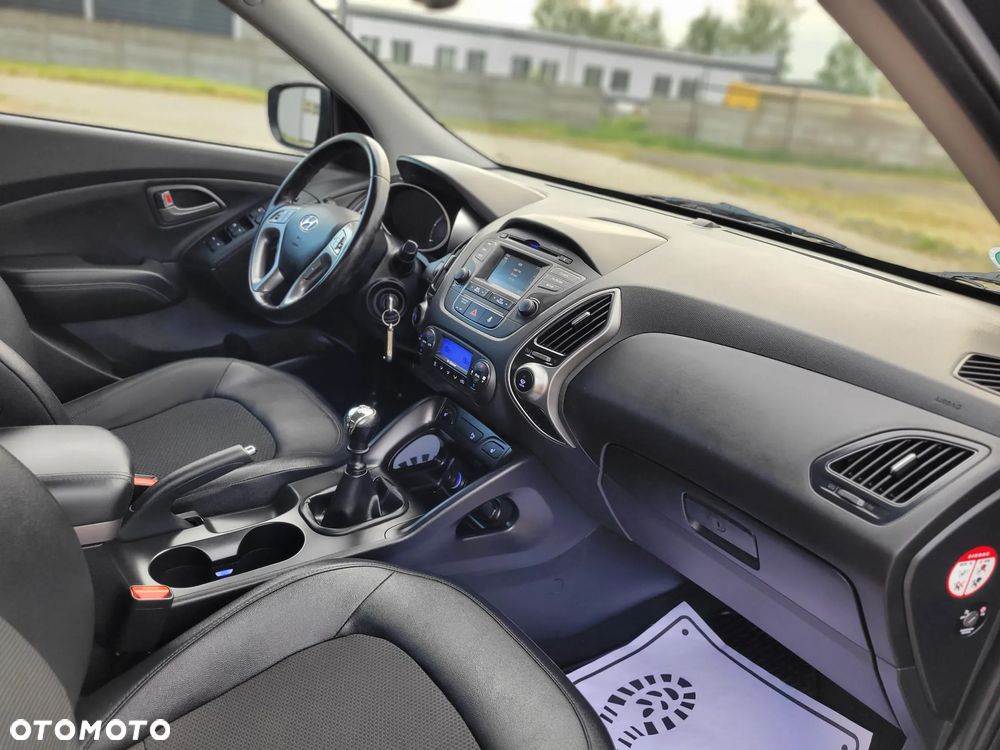 Hyundai ix35 2.0 CRDi 4WD Premium - 17