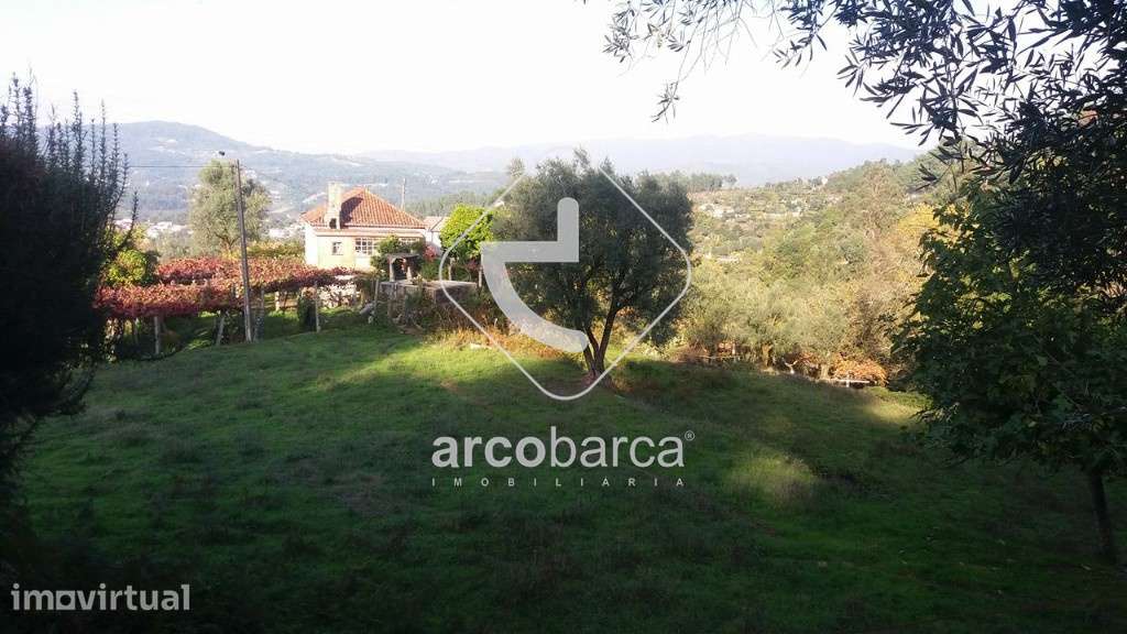 Terreno a confrontar com um ribeiro - Grande imagem: 3/13