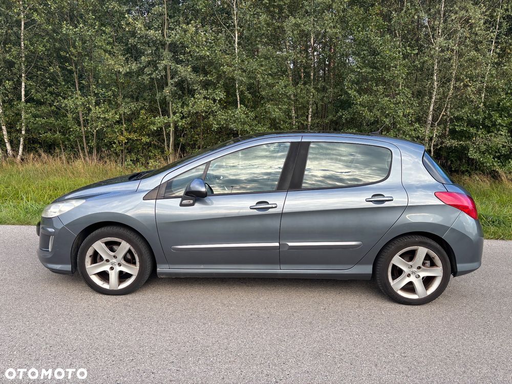 Peugeot 308 - 8