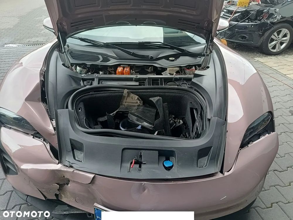 Porsche Taycan 4S - 6