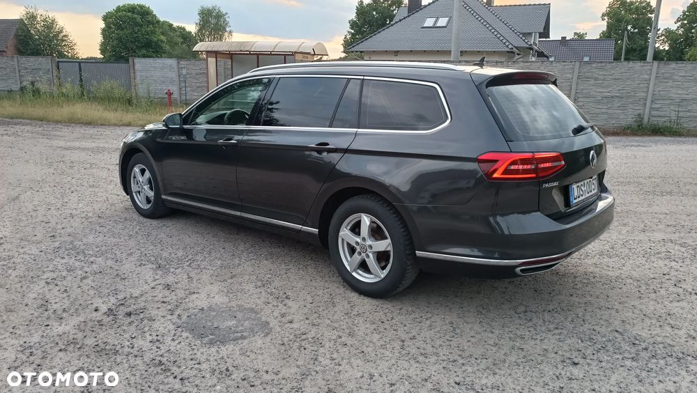 Volkswagen Passat 2.0 TDI SCR DSG Highline - 11