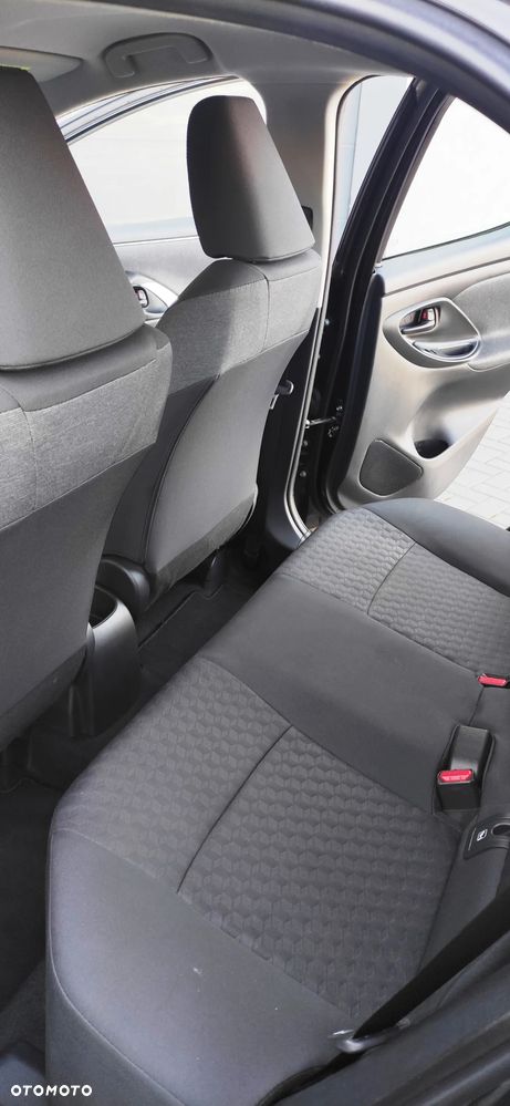 Toyota Yaris 1.5 Comfort CVT - 23