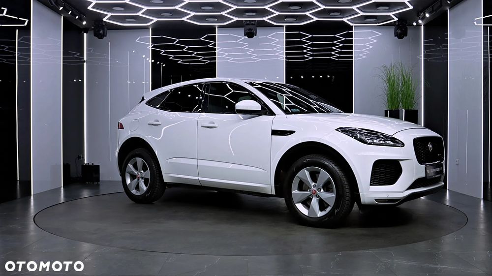 Jaguar E-Pace 2.0 i4P AWD R-Dynamic - 12
