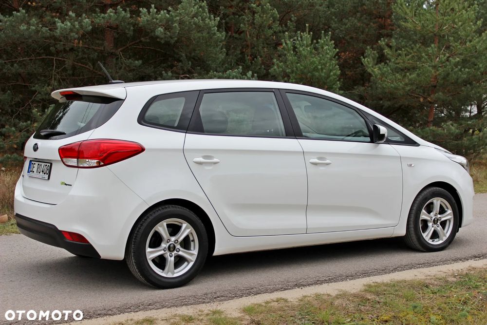 Kia Carens 1.7 CRDi 115 Dream Team Edition - 8