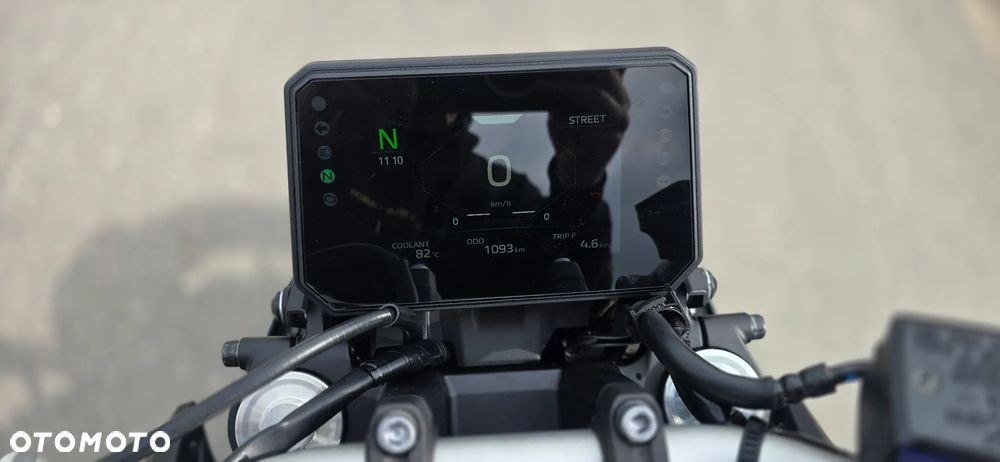 Yamaha MT - 16