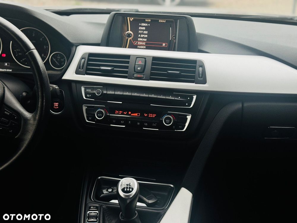 BMW Seria 3 316d DPF Edition Exclusive - 21