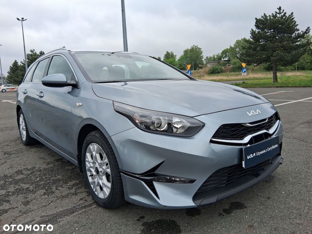 Kia Ceed - 27