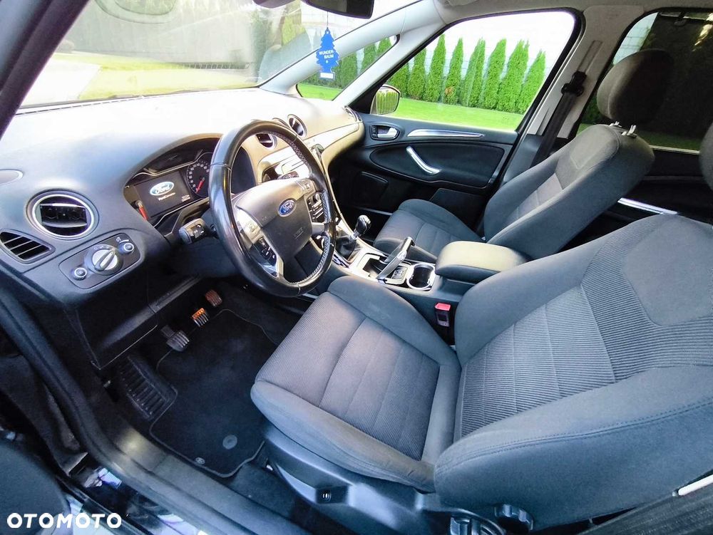 Ford S-Max - 7