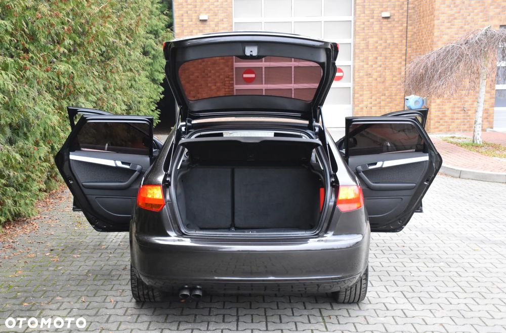 Audi A3 Sportback 1.9 TDI Ambiente - 16