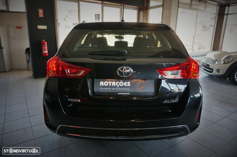 Toyota Auris Touring Sports 1.4 D-4D Life - 5