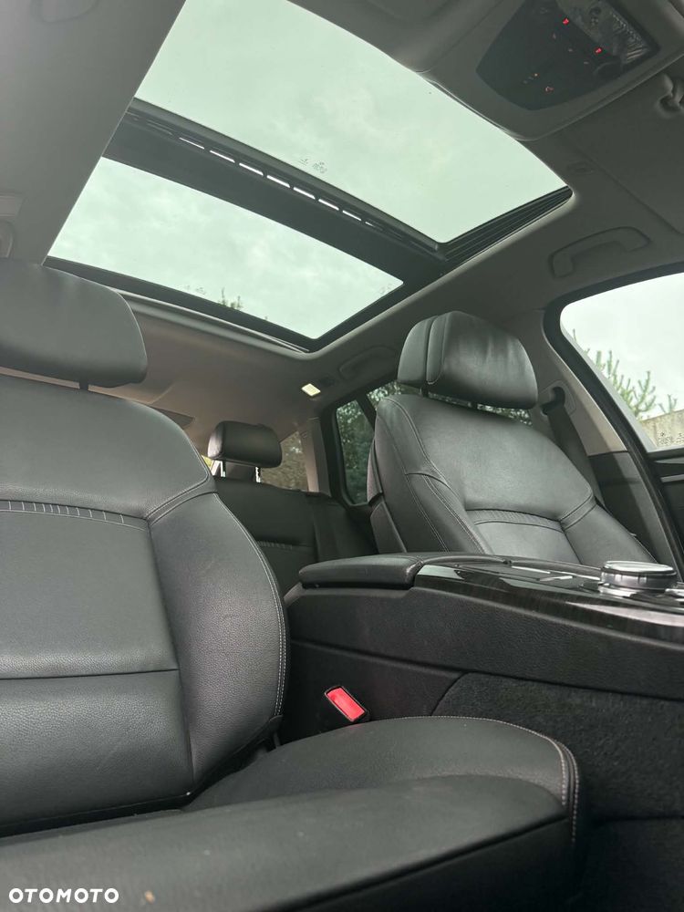 BMW Seria 5 530d Luxury Line - 10