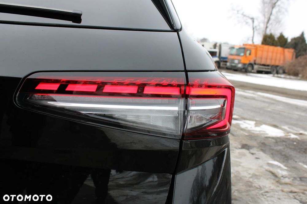 Skoda Superb 2.0 TDI SCR 4x4 L&K DSG - 9